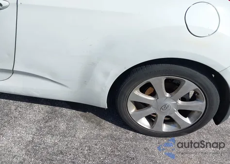 2015 Hyundai Veloster из США, поврежденный, VIN KMHTC6AD1FU237831